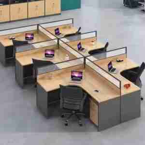 4 Person Workstation with Cubicle